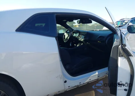 2019 Dodge Challenger Sxt z USA, uszkodzony, nr VIN 2C3CDZAG9KH557798